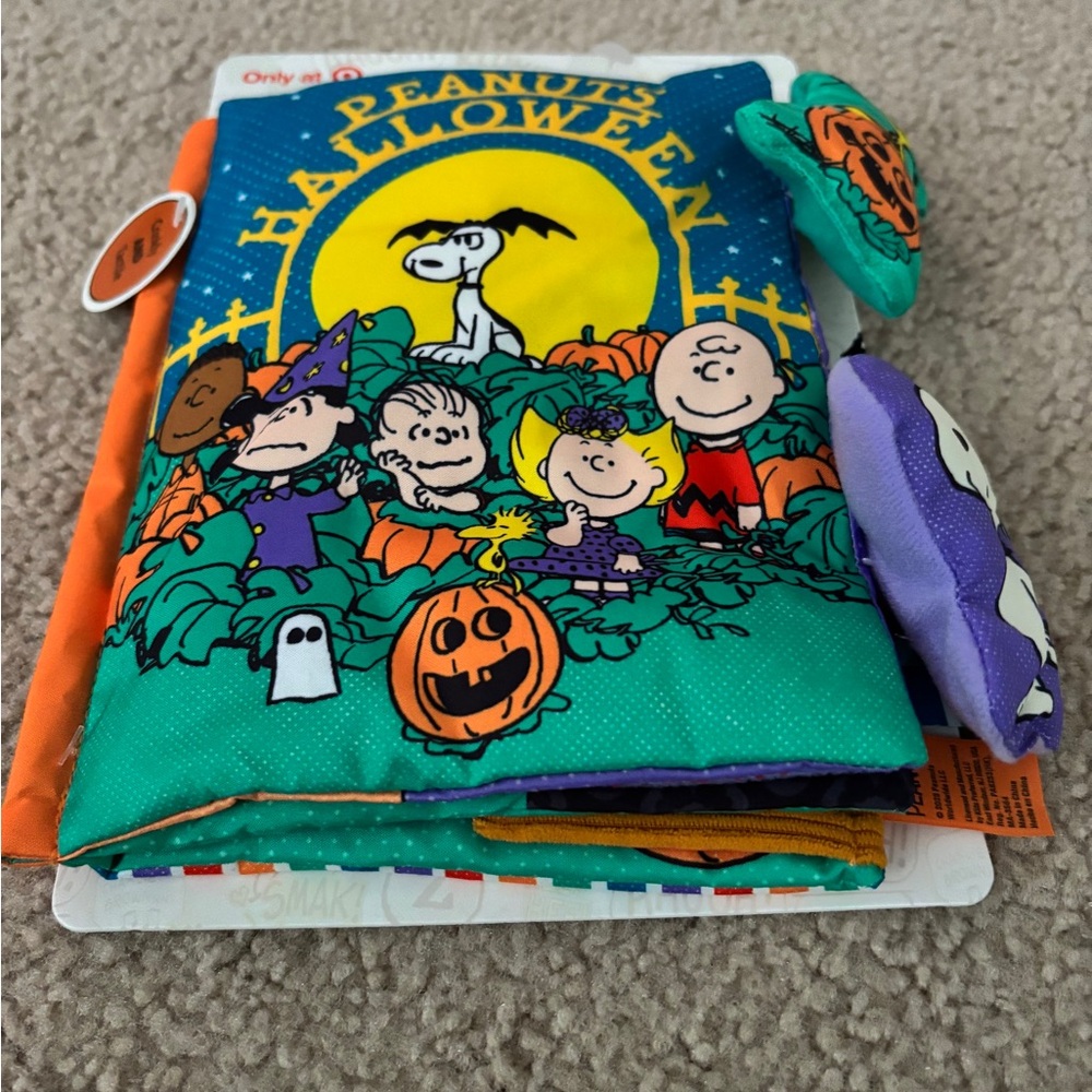 Peanuts Dog Toy Interactive Crinkle Halloween Comic Book w/ Squeakers New